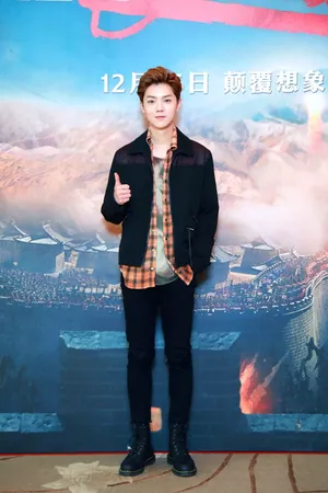 鹿晗爱奇艺晚会图片_2