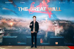 鹿晗爱奇艺晚会图片_3