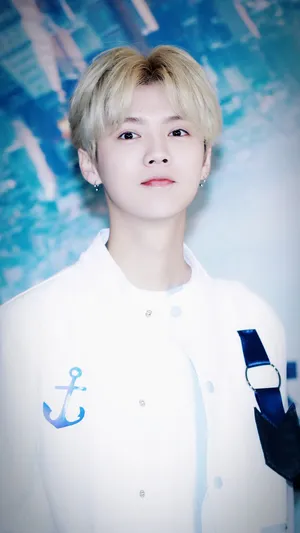 鹿晗帅气迷人图片_4