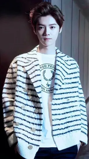 人气小鲜肉鹿晗图片_5