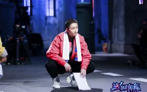 《这就是街舞》韩庚高清花絮剧照图片_2