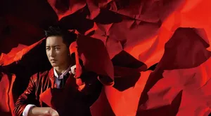 韩庚红色造型写真彰显男人野性魅力_4
