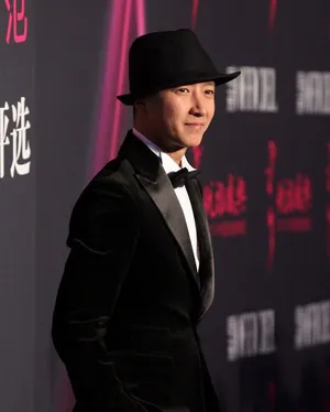 众男星盛装出席中国优雅盛典韩庚帅气装扮博眼球_3