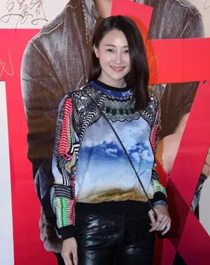 韩庚参加前任攻略首映礼姚星彤着透视装性感抢镜_12