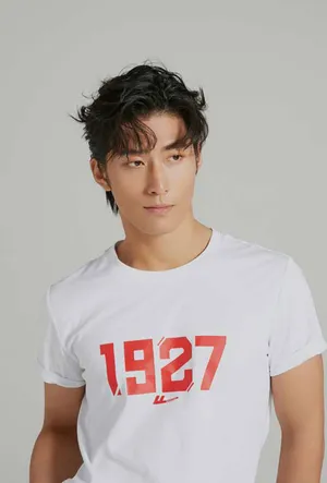 窦骁百变帅气写真大片_3
