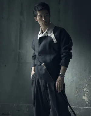 窦骁暖男帅气西装个性写真图片