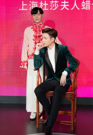 张艺兴第二尊蜡像揭幕现场图片_6