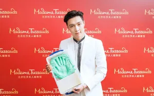 张艺兴蜡像将入驻杜莎夫人蜡像馆_3