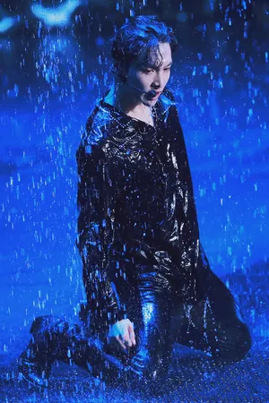 张艺兴湿身舞蹈高清帅气图片_5