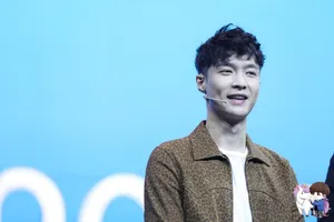 张艺兴华为nova发布会高清图片_4