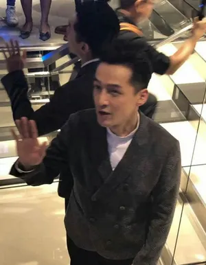 胡歌活动现场摄影图片_6