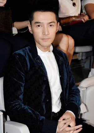 胡歌米兰时装周高清帅气图片