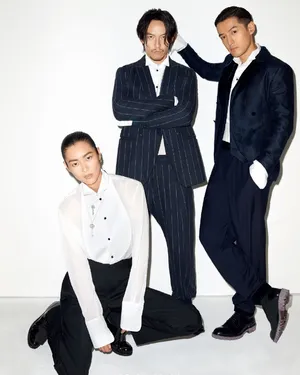 刘雯携手胡歌、张震共同演绎VogueChina12月刊时装大片_2