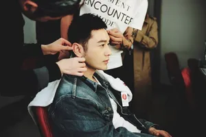 黄晓明化妆照图片_3