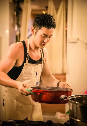 黄晓明《中餐厅》综艺剧照图片_3