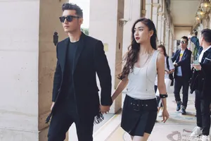 angelababy黄晓明十指紧扣狂秀恩爱俊男美女_6