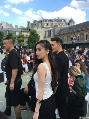 angelababy黄晓明十指紧扣狂秀恩爱俊男美女_8