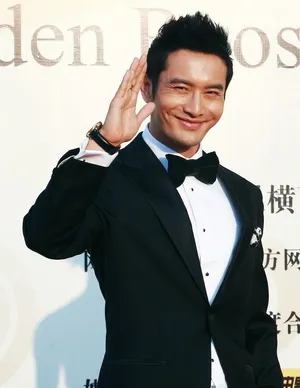白百何黄晓明等俊男靓女亮相金鸡奖闭幕式_3