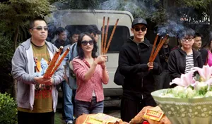 周迅黄晓明现身开机仪式牵手撒娇女人最好命_5