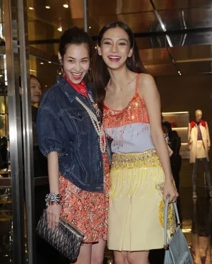 Angelababy现身时装活动大赞黄晓明人品_6