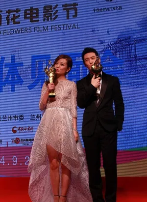 赵薇黄晓明电影节暧昧盘点网友直呼看醉了_4
