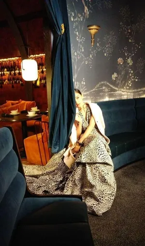 Angelababy美艳登Vogue感谢黄晓明给自己自由_2