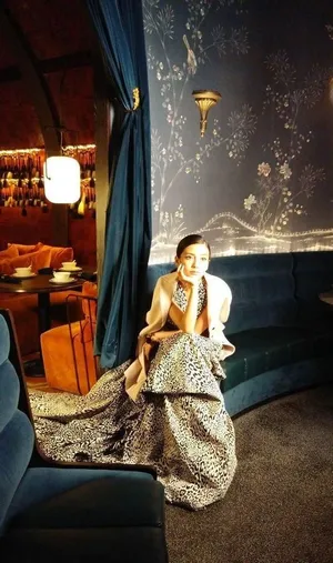 Angelababy美艳登Vogue感谢黄晓明给自己自由_4