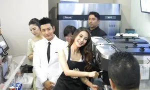 Angelababy黄晓明出席活动图片_6