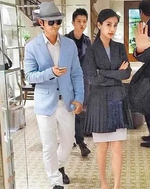 Angelababy黄晓明出席活动图片_10
