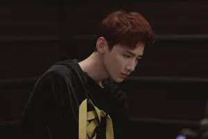 白敬亭《Men'sHealth》写真图片_2
