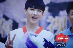 旋风少女杀青会白敬亭高清大图白敬亭白色道服_6