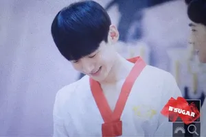 旋风少女杀青会白敬亭高清大图白敬亭白色道服_8