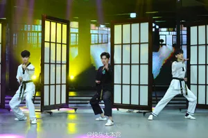 吴磊杨洋白敬亭录制湖南卫视快乐大本营现场玩起元武道_10