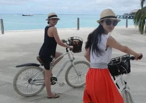 董璇赶赴刘芸郑钧婚礼自晒海岛生活_2