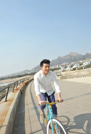 孙艺洲海边清凉写真图片_7