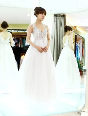 《奇葩》孙艺洲抢亲李菲儿成性感新娘_2