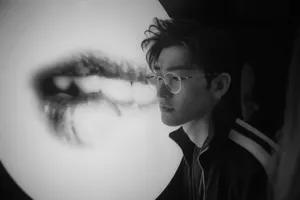张翰活动照图片：黑白质感帅气图片_5