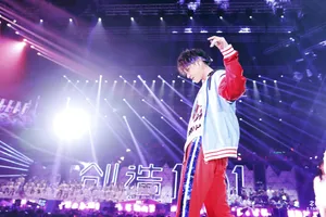 黄子韬创造101收官之战帅气高清图片_2