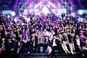 黄子韬创造101收官之战帅气高清图片_8