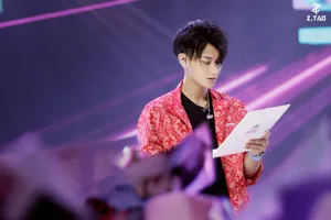 黄子韬创造101时尚帅气剧照图片_7
