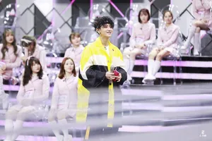 《创造101》黄子韬个性造型帅气图片_5