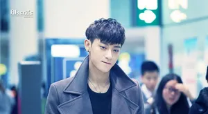 EXO韩国金浦飞往北京机场帅气写真黄子韬图片写真_3
