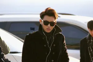 2014年12月EXO韩国仁川飞赴香港机场写真黄子韬图片_3