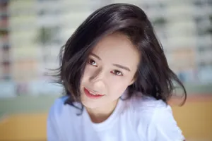 郑合惠子户外休闲小清新写真图片_6