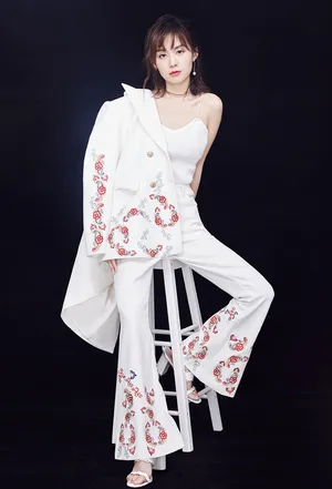 郑合惠子最新性感迷人写真图片_2