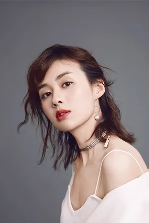郑合惠子最新英气时尚写真图片