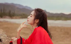郑合惠子美艳图片_5