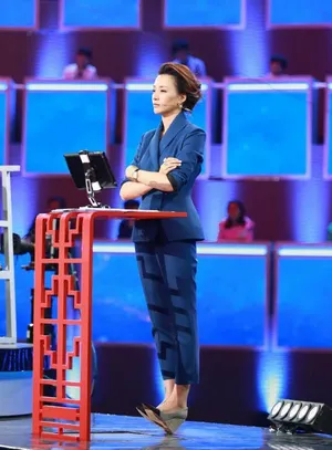 中国诗词大会董卿主持现场图片_7