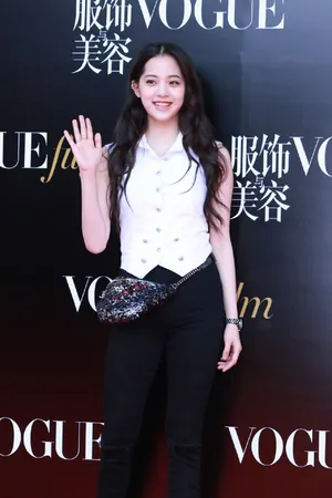 欧阳娜娜时装电影展开幕酒会图片_3