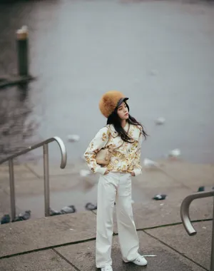 欧阳娜娜冬日温暖街拍写真图片_5